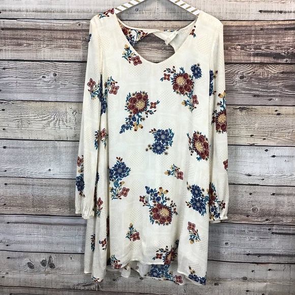 Altar'd State Tops - Altar’d State Lg Tunic Dress Long Sleeve Ivory